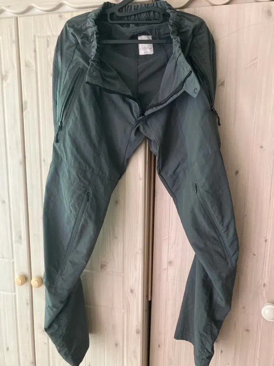 thumbnail-0